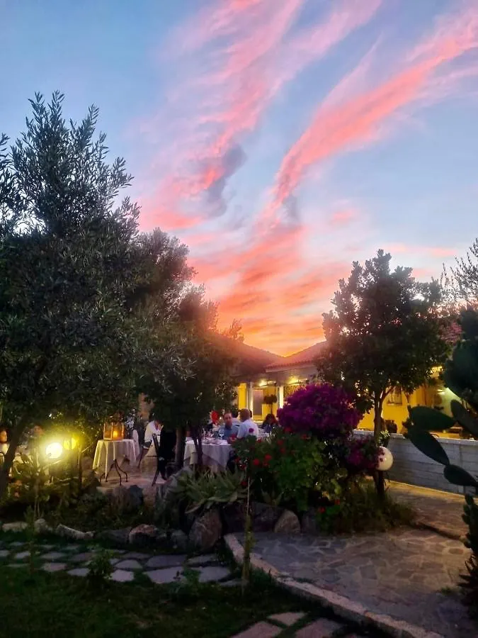 Locanda Murales - Turismo Rurale Olbia Italie