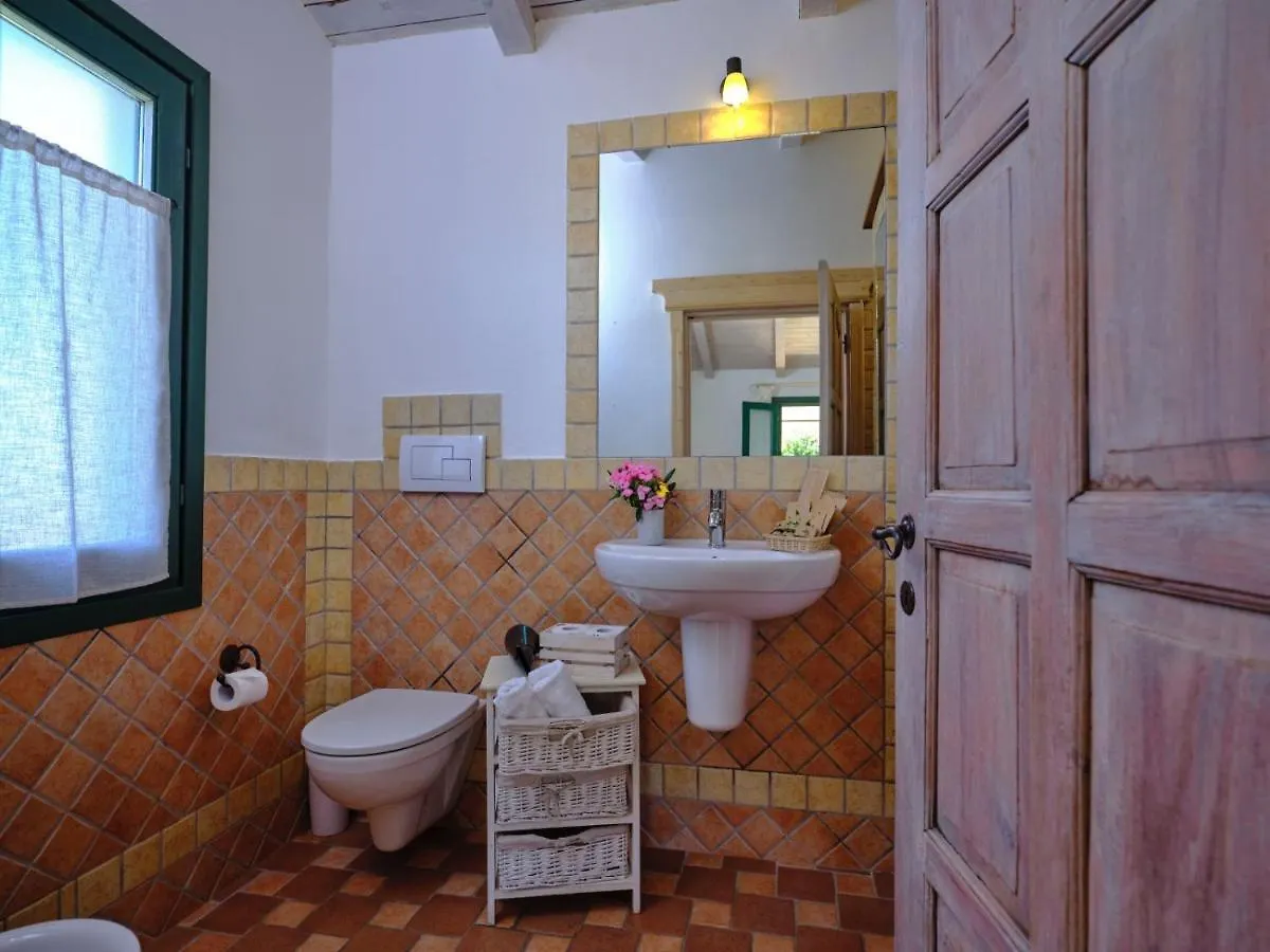 Hotel Locanda Murales - Turismo Rurale Olbia